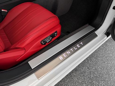 Used 2026 Bentley Continental GT image 26