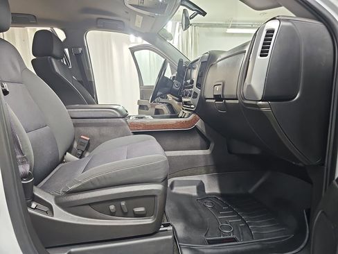 Used 2015 GMC Sierra 1500 SLE w/ SLE Value Package image 13