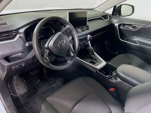 Certified 2025 Toyota RAV4 XLE image 10