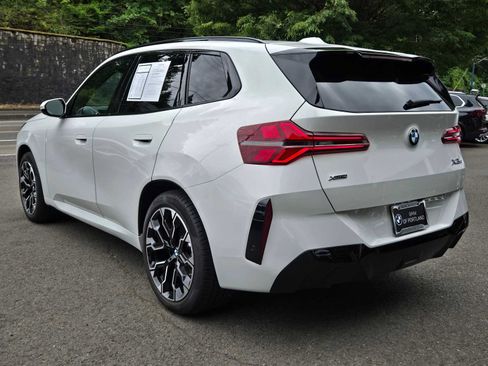Used 2025 BMW X3 xDrive30i w/ Premium Package AWD/4WD image 5