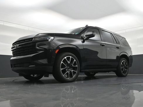 Used 2023 Chevrolet Tahoe RST w/ Luxury Package RWD image 23