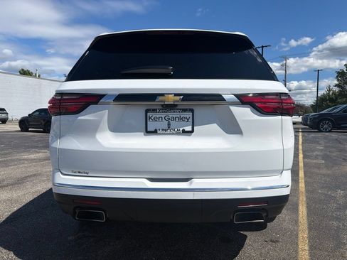 Used 2023 Chevrolet Traverse Premier AWD/4WD image 8