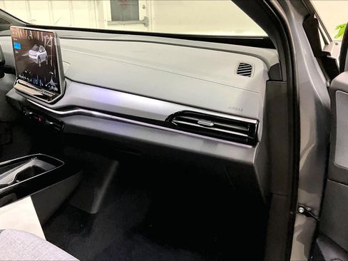 New 2026 Volkswagen ID.4 Pro image 27