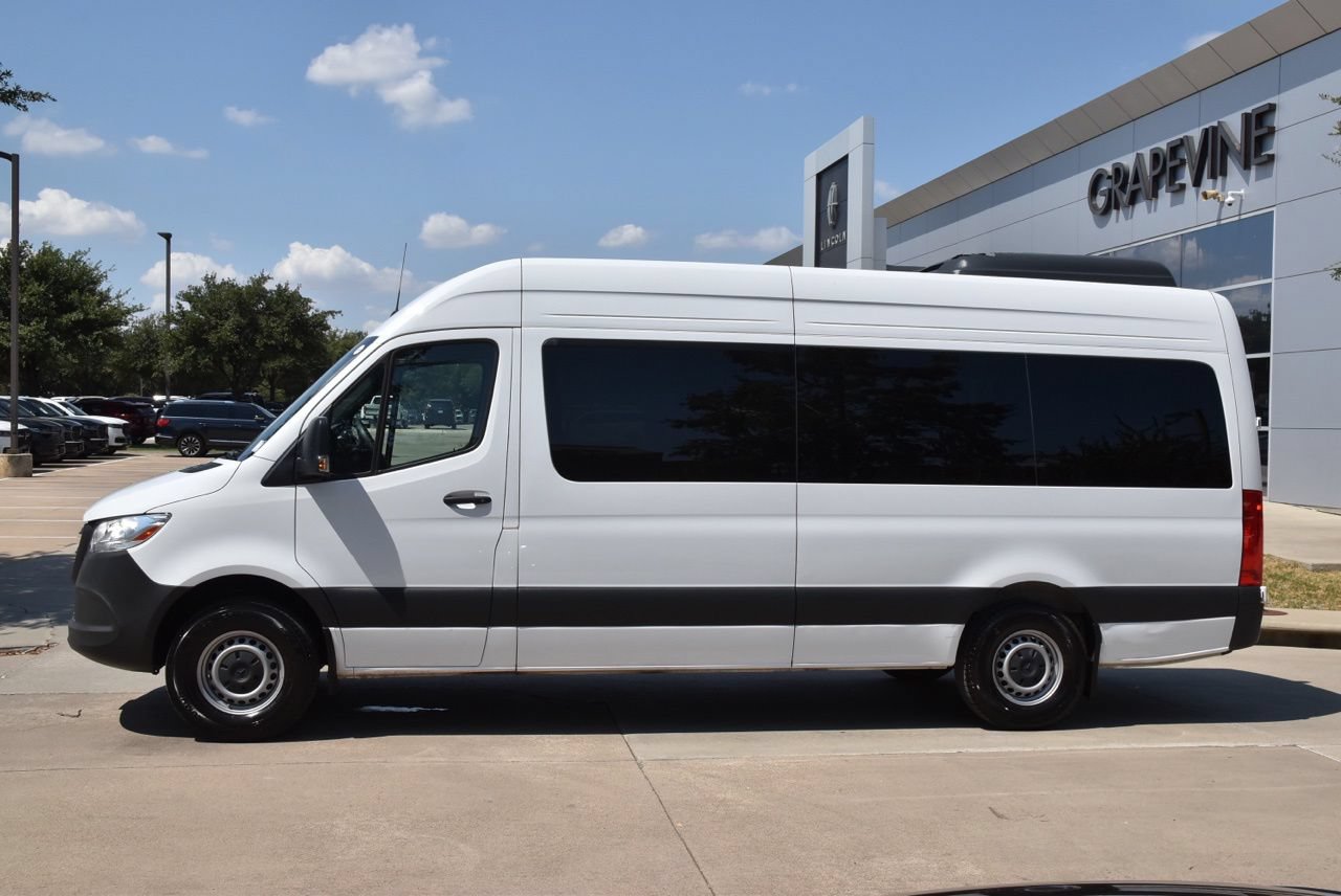 Used 2025 Mercedes-Benz Sprinter 2500 image 12