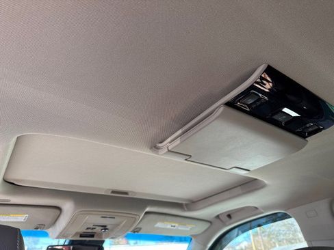 Used 2017 Chevrolet Tahoe Premier image 11