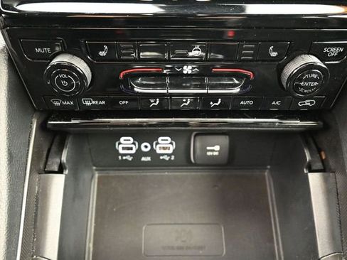 Used 2025 Jeep Grand Cherokee Altitude AWD/4WD image 26