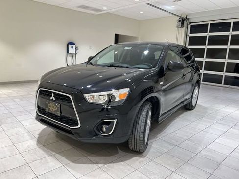 Used 2014 Mitsubishi Outlander Sport ES image 1