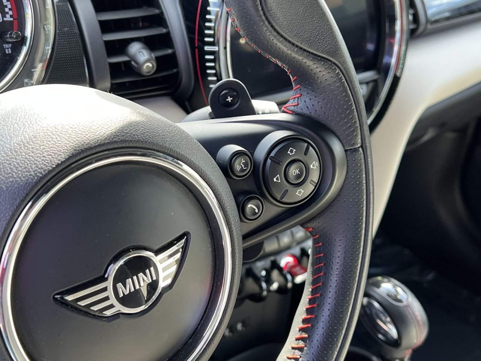 Used 2019 MINI Cooper John Cooper Works FWD image 29
