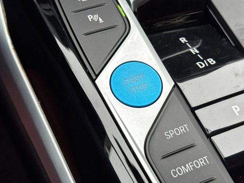 Used 2023 BMW i4 eDrive35 image 25