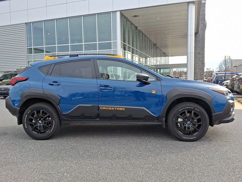 Certified 2025 Subaru Crosstrek 2.5i Wilderness image 5