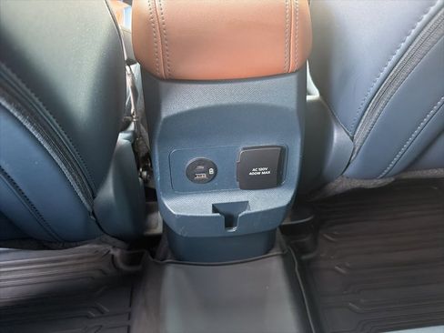 Used 2024 Ford Maverick Lariat w/ FX4 Off-Road Package image 14