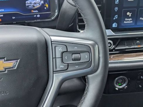 Used 2024 Chevrolet Silverado 1500 LT AWD/4WD image 17