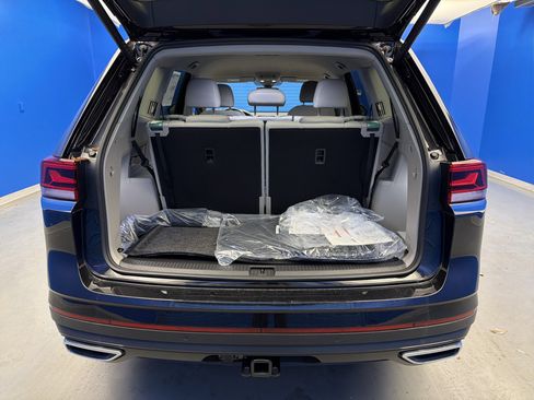 New 2026 Volkswagen Atlas SE image 29