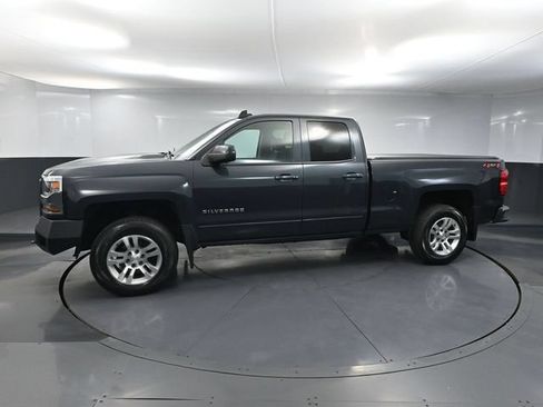 Used 2018 Chevrolet Silverado 1500 LT w/ All Star Edition AWD/4WD image 11
