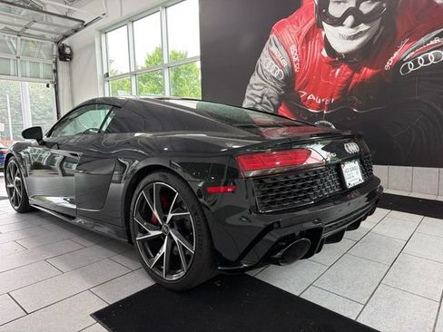 Used 2023 Audi R8 V10 performance RWD image 3