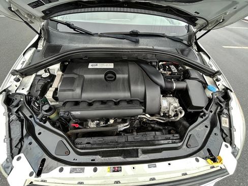 Used 2014 Volvo XC60 T6 image 43