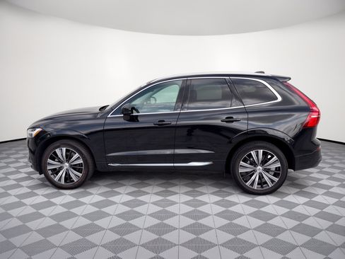 Used 2023 Volvo XC60 B5 Plus w/ Protection Package Premier FWD image 2