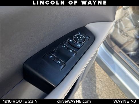 Certified 2023 Lincoln Nautilus AWD w/ Premium Package image 13