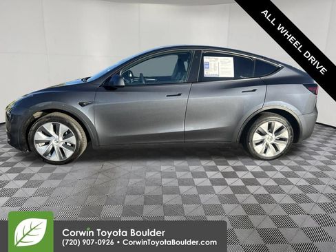 Used 2023 Tesla Model Y Long Range AWD/4WD image 4
