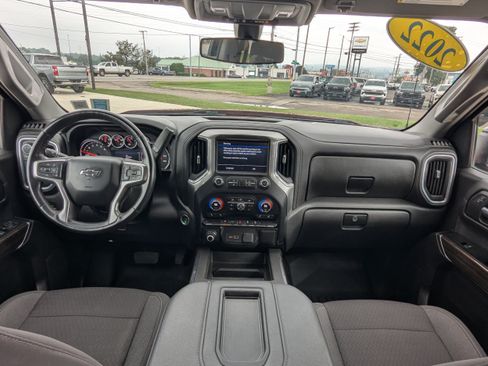Used 2022 Chevrolet Silverado 1500 RST w/ Z71 Off-Road Package AWD/4WD image 13