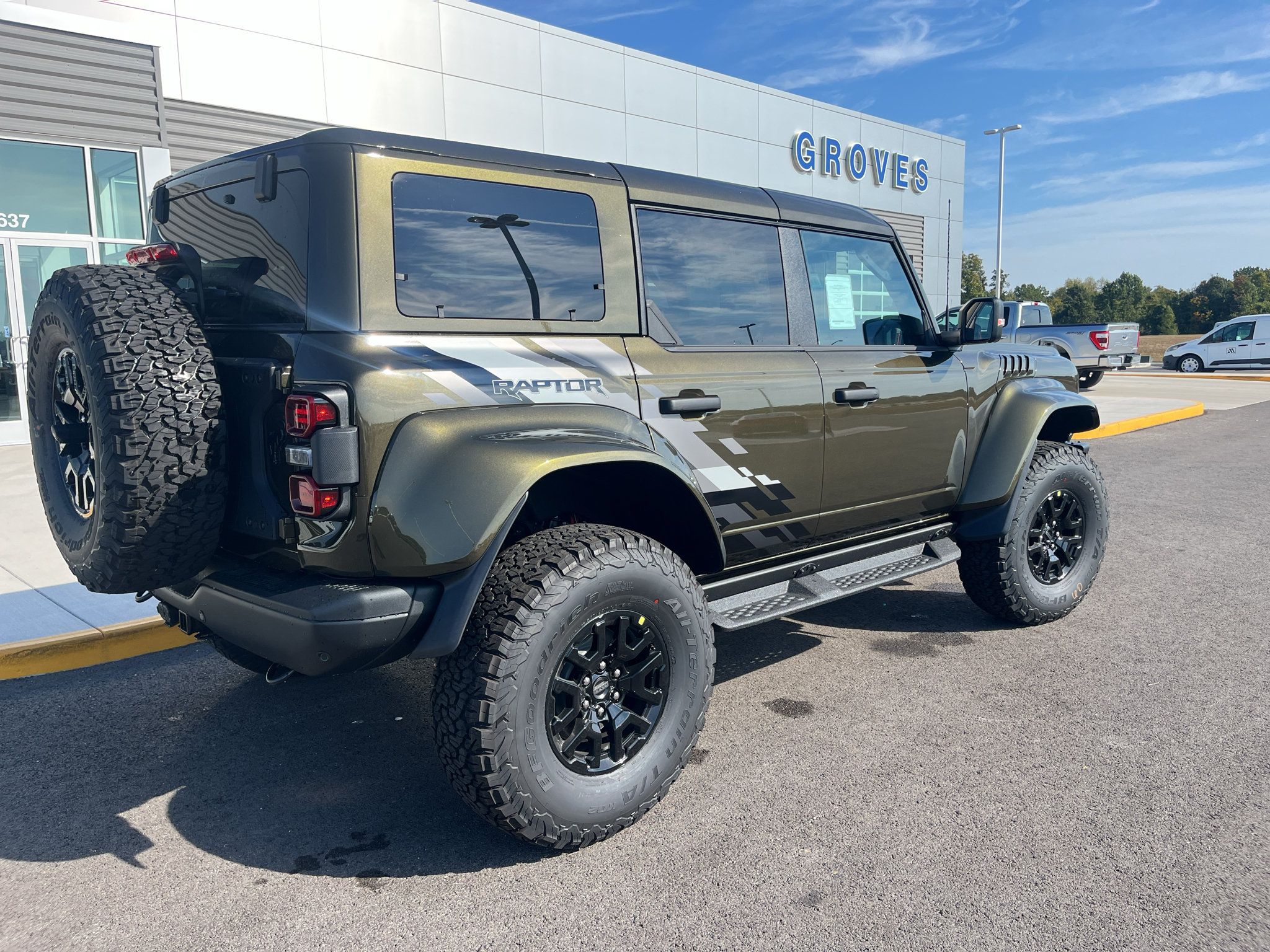 New 2026 Ford Bronco Raptor AWD/4WD image 5