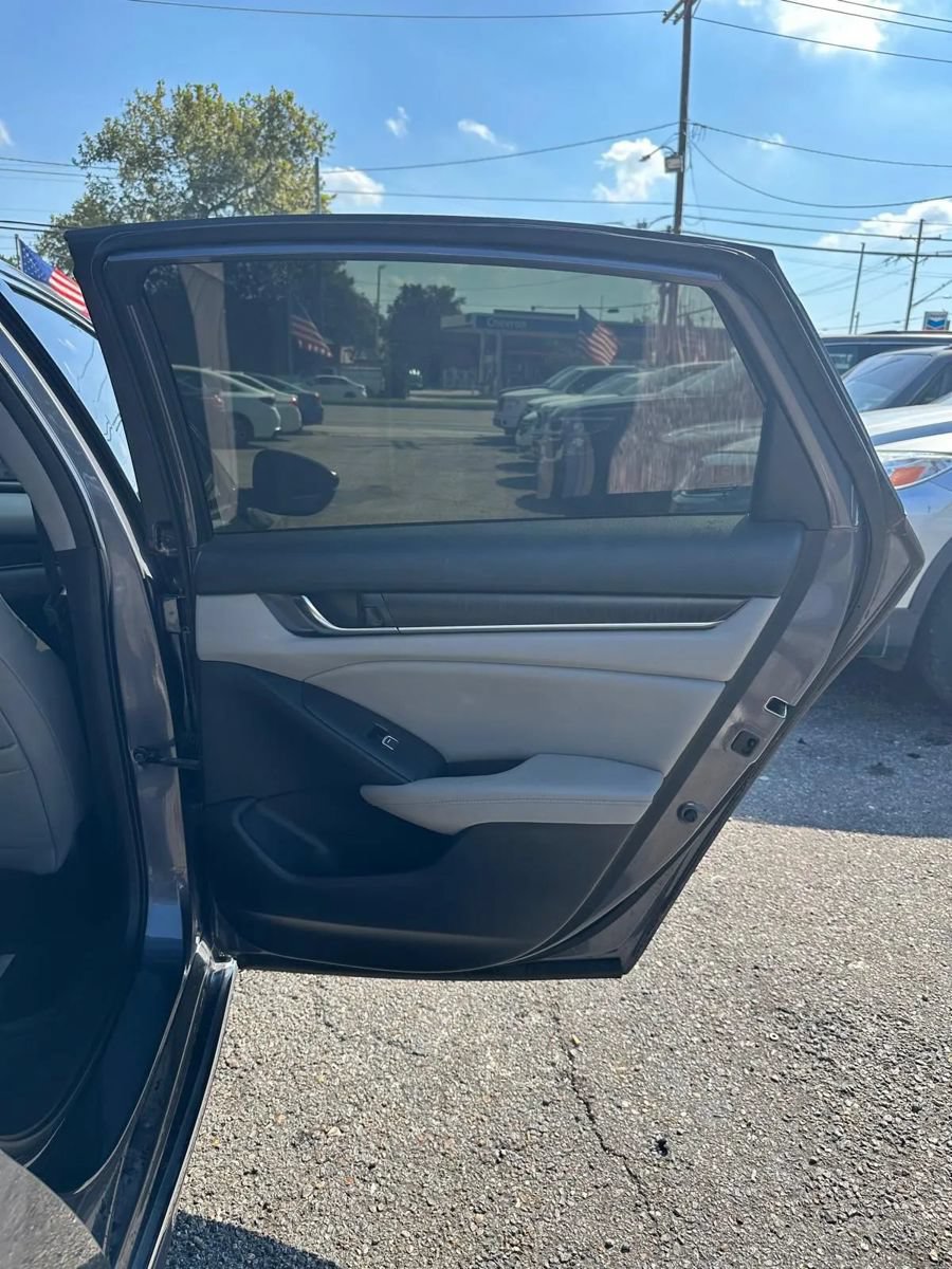 Used 2018 Honda Accord EX-L image 13