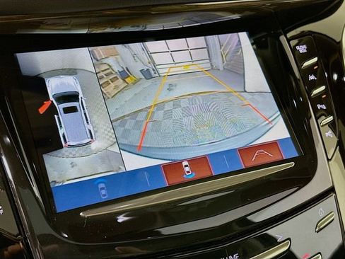 Used 2020 Cadillac Escalade Premium Luxury AWD/4WD image 19