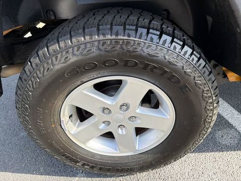 Used 2014 Jeep Wrangler Unlimited Sport w/ Quick Order Package 24S image 17