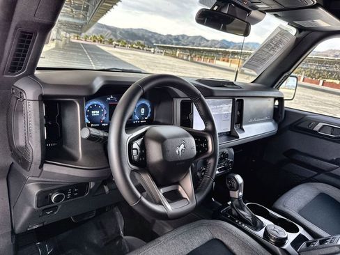 Used 2025 Ford Bronco Big Bend image 10