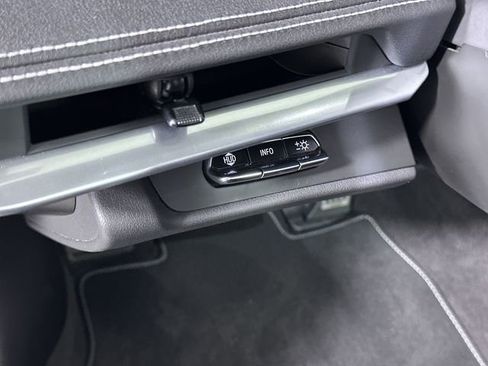 Used 2023 Chevrolet Corvette Stingray Preferred Conv w/ Battery Protection Package RWD image 18