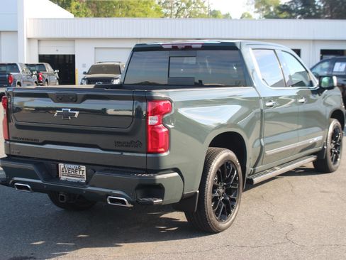 Used 2026 Chevrolet Silverado 1500 High Country AWD/4WD image 7