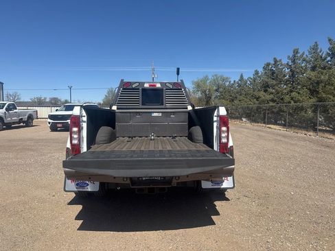 Used 2022 Ford F350 Lariat w/ Lariat Value Package image 6