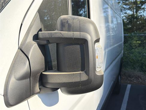 Used 2023 RAM ProMaster 2500 FWD image 6