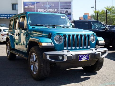 Used 2020 Jeep Wrangler Unlimited Sahara w/ Cold Weather Group AWD/4WD image 1