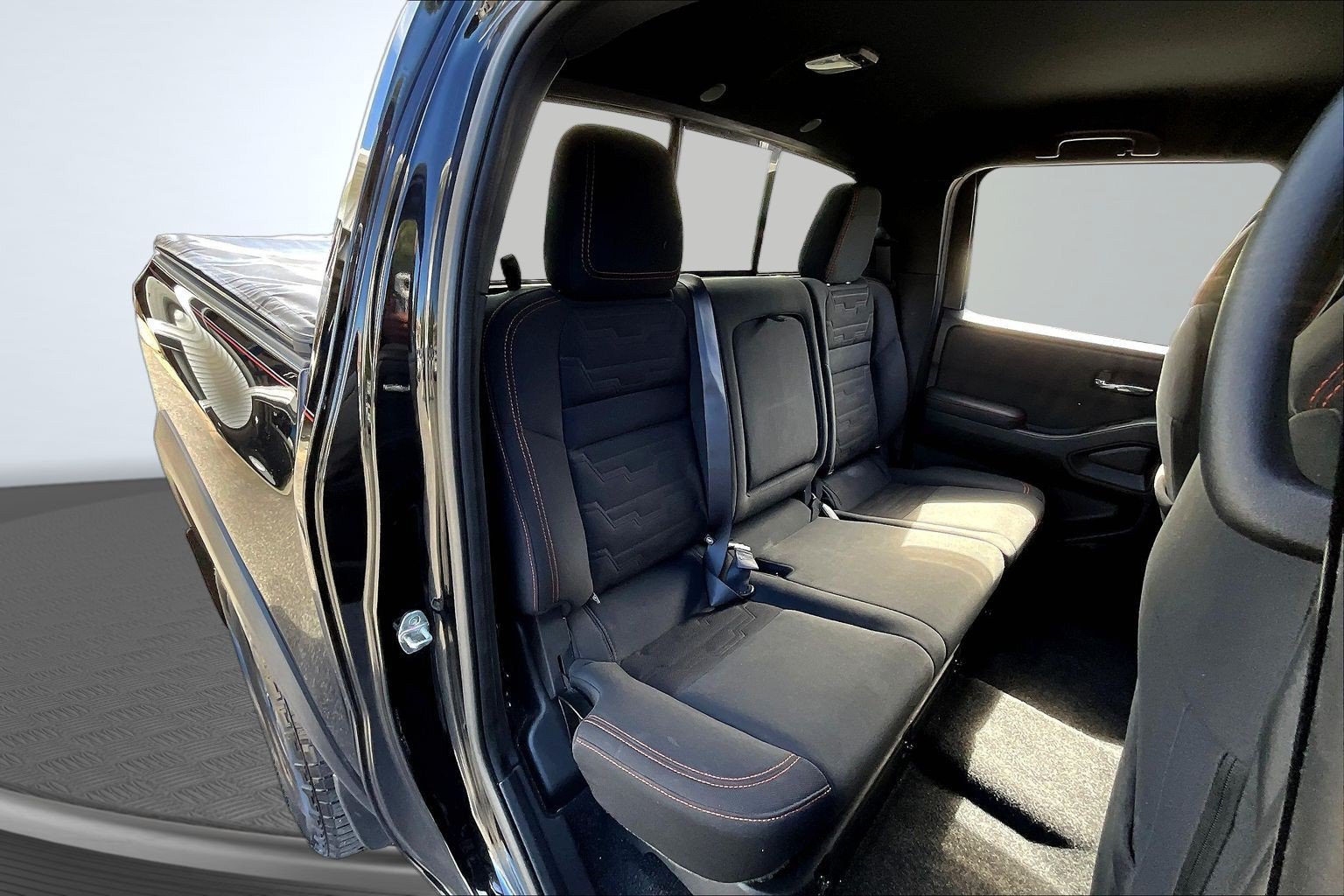 Used 2022 Nissan Frontier PRO-4X AWD/4WD image 23