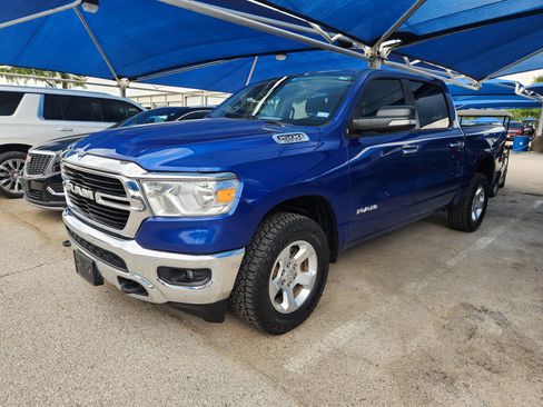Used 2019 RAM 1500 Big Horn AWD/4WD image 2