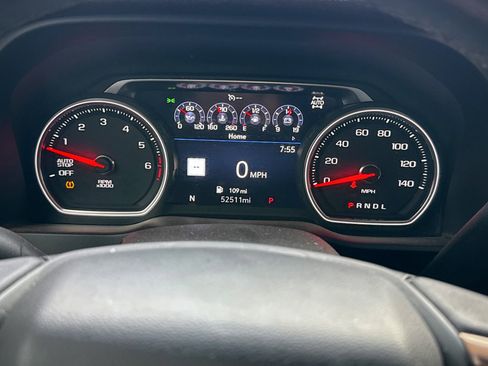 Used 2019 Chevrolet Silverado 1500 High Country w/ Technology Package image 20