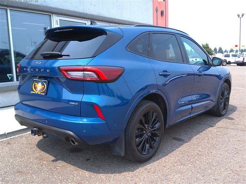Used 2023 Ford Escape ST-Line Elite w/ Premium Technology Package AWD/4WD image 3