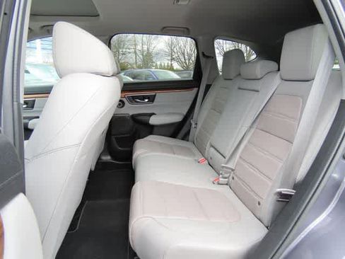 Used 2022 Honda CR-V Touring image 15