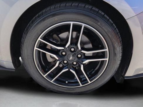 Used 2021 Ford Mustang Premium RWD image 13
