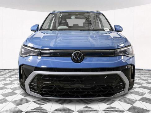 New 2026 Volkswagen Taos SEL AWD/4WD image 8