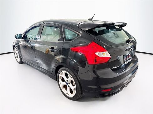 Used 2014 Ford Focus ST w/ Equipment Group 202A FWD image 3