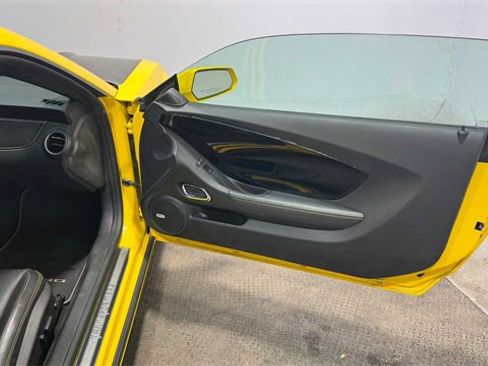 Used 2012 Chevrolet Camaro SS w/ Transformers 3 Edition image 9