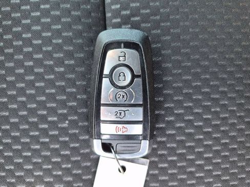 Used 2024 Ford Escape ST-Line w/ Tech Pack #1 AWD/4WD image 29