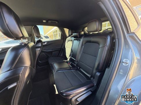 Certified 2025 Ford Escape ST-Line AWD/4WD image 27