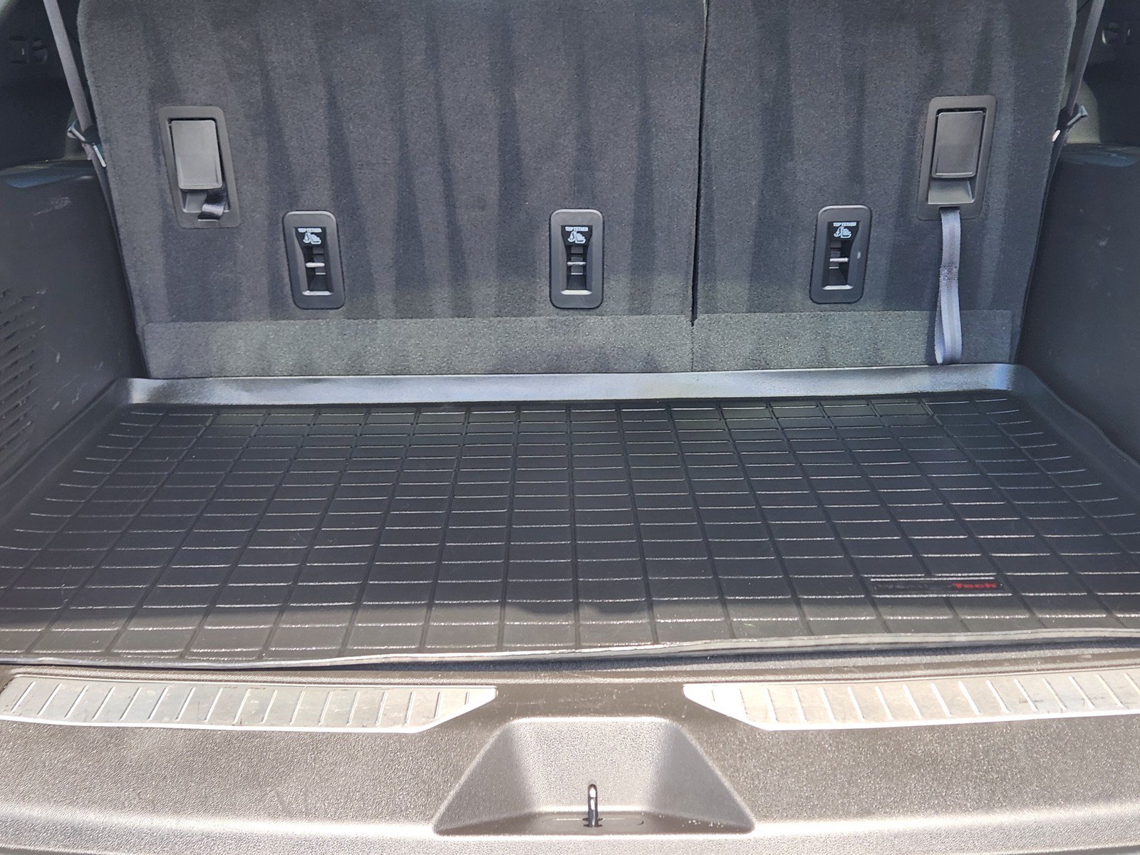 Used 2022 Chevrolet Suburban Z71 AWD/4WD image 26
