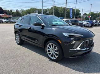 Used 2024 Buick Encore GX Avenir w/ Avenir Convenience Package AWD/4WD video 1