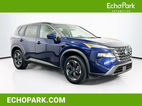 Used 2025 Nissan Rogue SV AWD/4WD image 1
