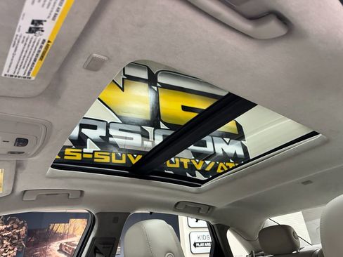 Used 2013 Cadillac XTS Platinum image 43