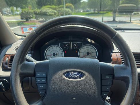 Used 2008 Ford Taurus Limited FWD image 8
